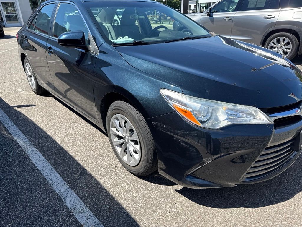 Used 2015 Toyota Camry LE Sedan