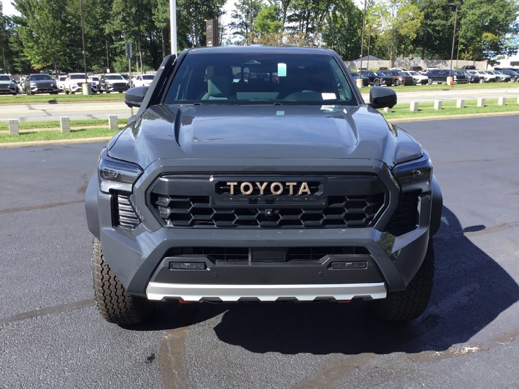 2026 Toyota Tacoma Trailhunter - Photo 8
