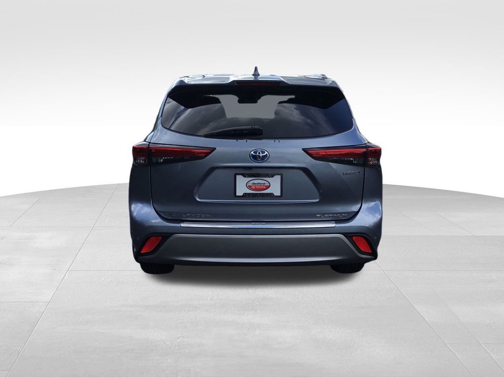 2021 Toyota Highlander Hybrid Platinum photo 4