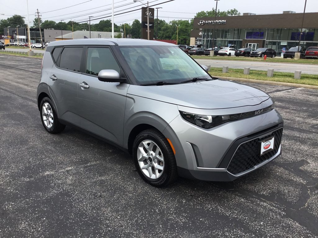 2023 Kia Soul LX - Photo 7