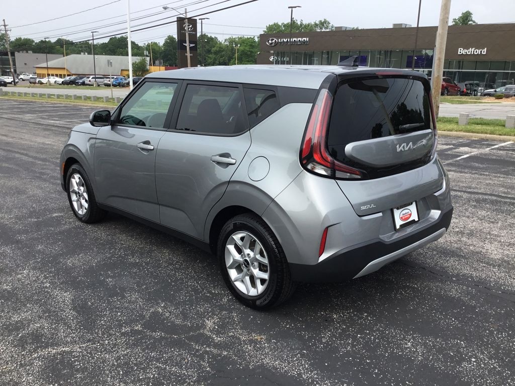 Used 2023 Kia Soul LX Hatchback