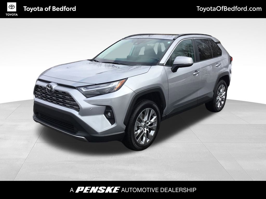 2024 Toyota RAV4 Limited's photo