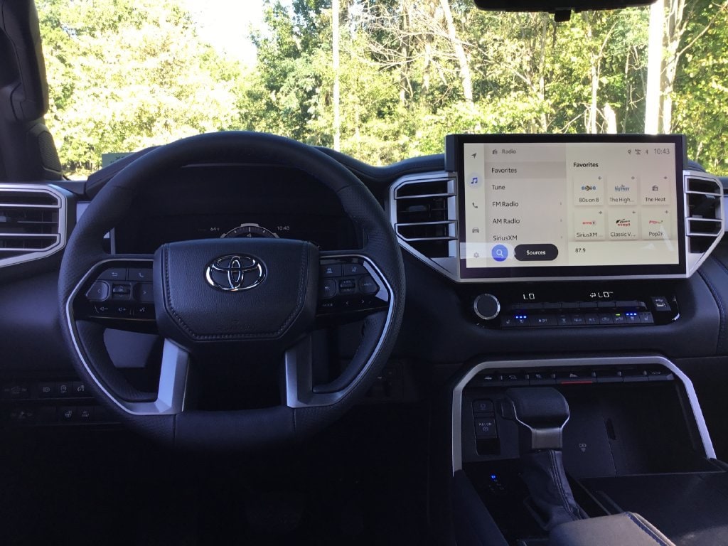 2026 Toyota Tundra Platinum - Photo 12