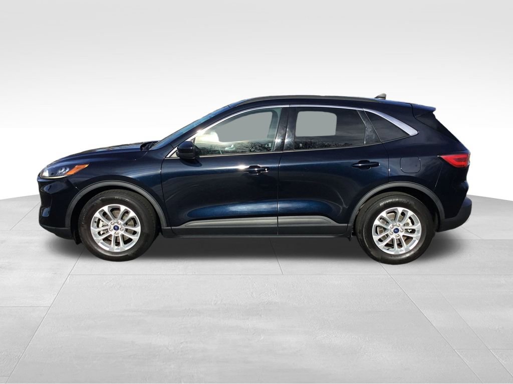 2021 Ford Escape SE photo 2