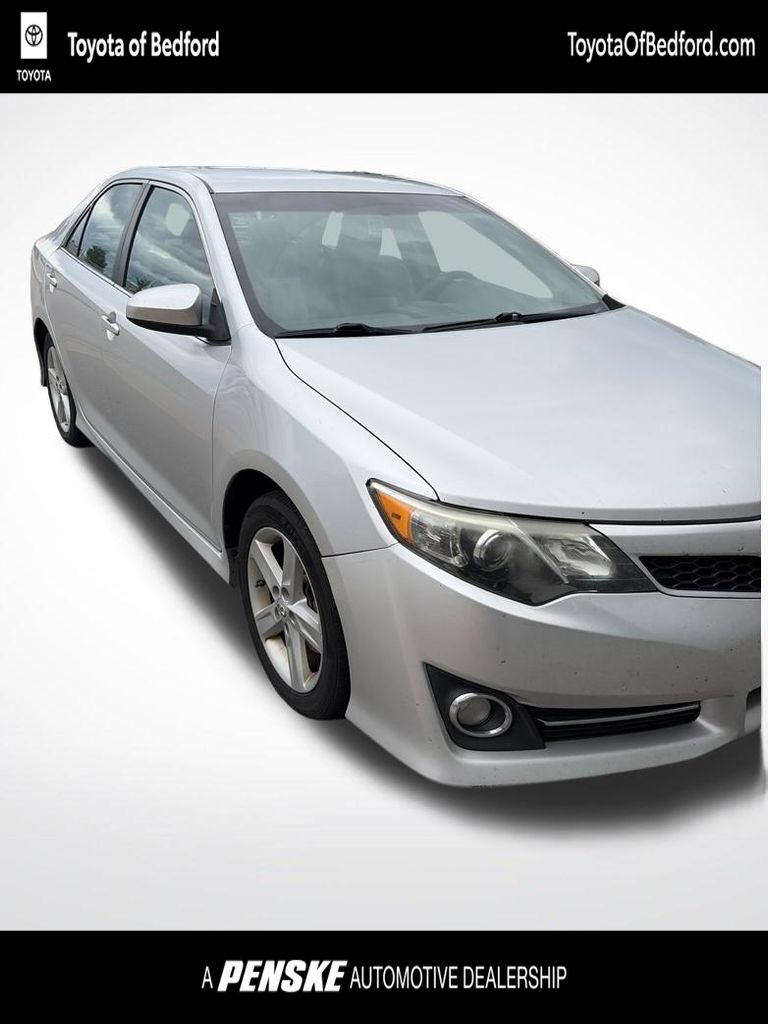 2014 Toyota Camry Sedan 