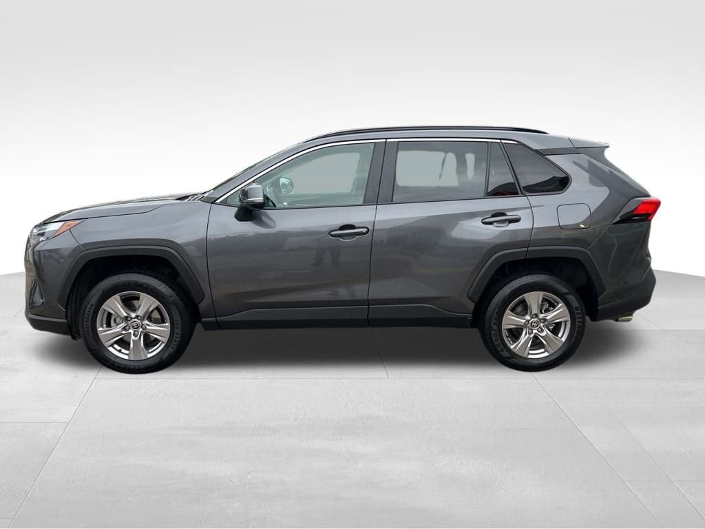 Used 2022 Toyota RAV4 XLE SUV