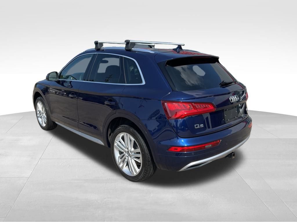 2018 Audi Q5 2.0T Premium Plus photo 2