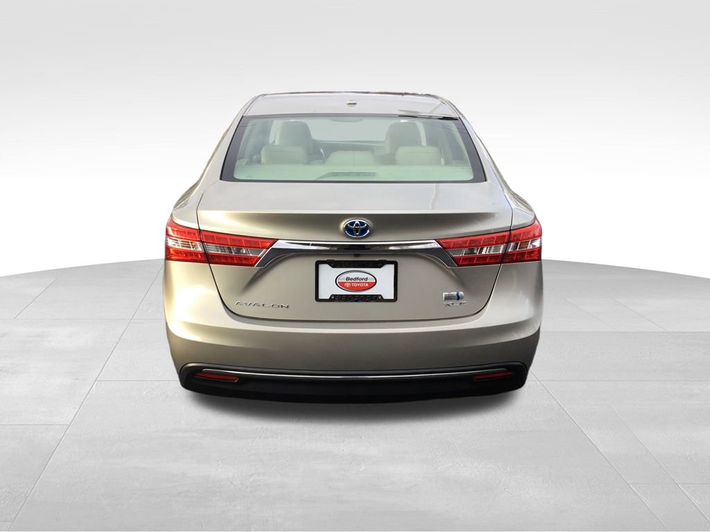 2015 Toyota Avalon Hybrid XLE Premium photo 4