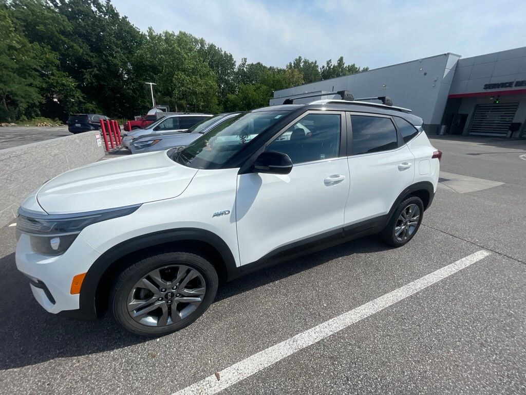 Used 2021 Kia Seltos S SUV