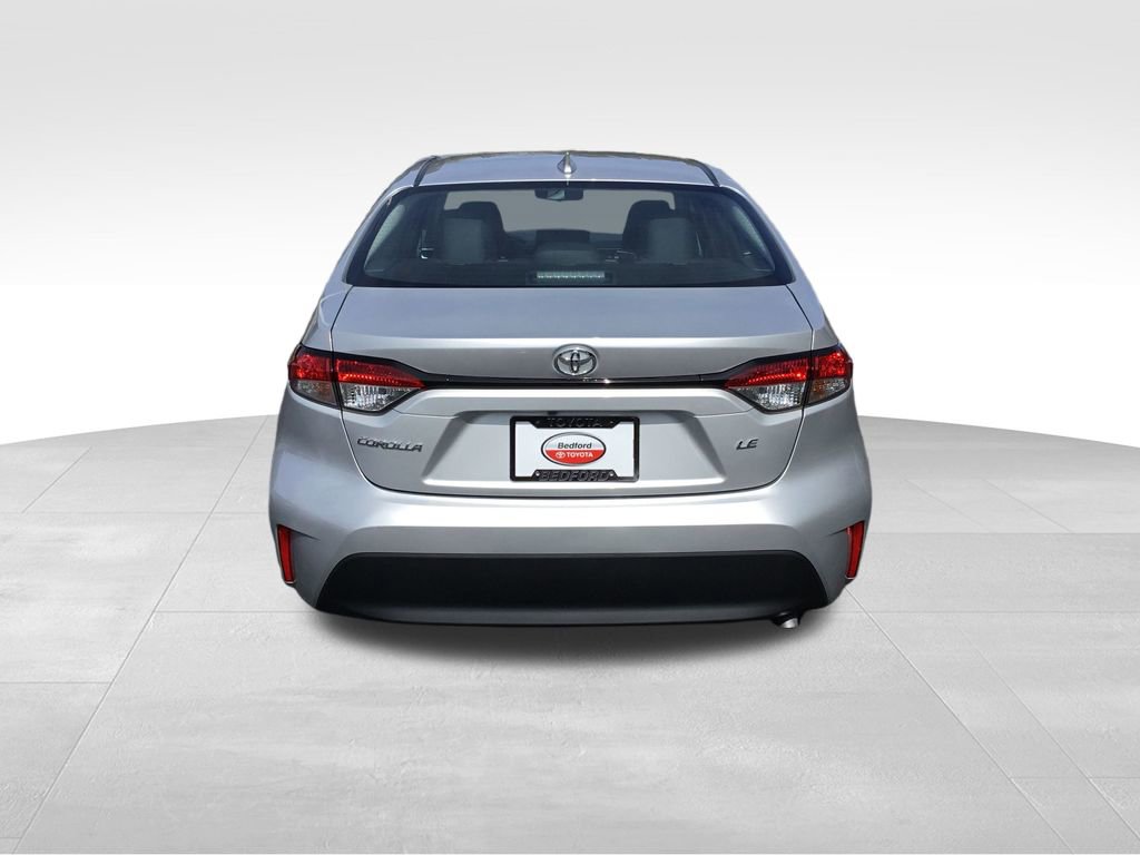 2025 Toyota Corolla LE photo 4