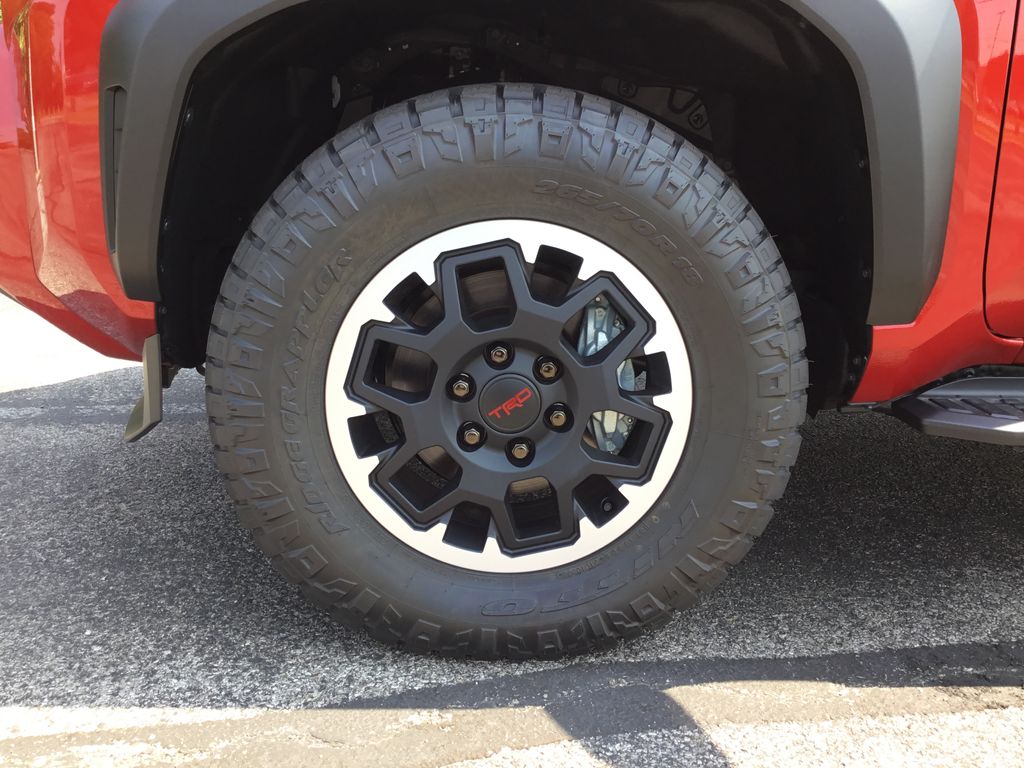 2026 Toyota 4Runner TRD Off-Road Premium - Photo 9