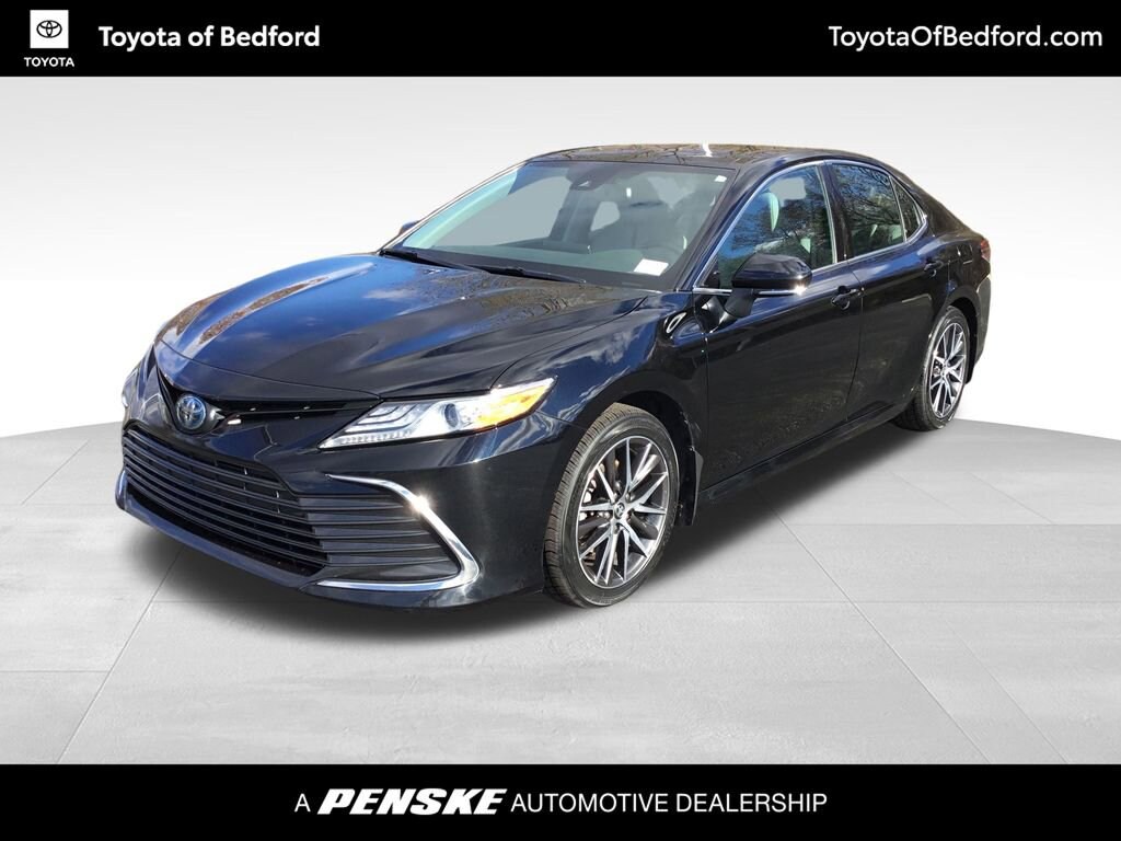 Certified 2022 Toyota Camry Hybrid XLE Sedan