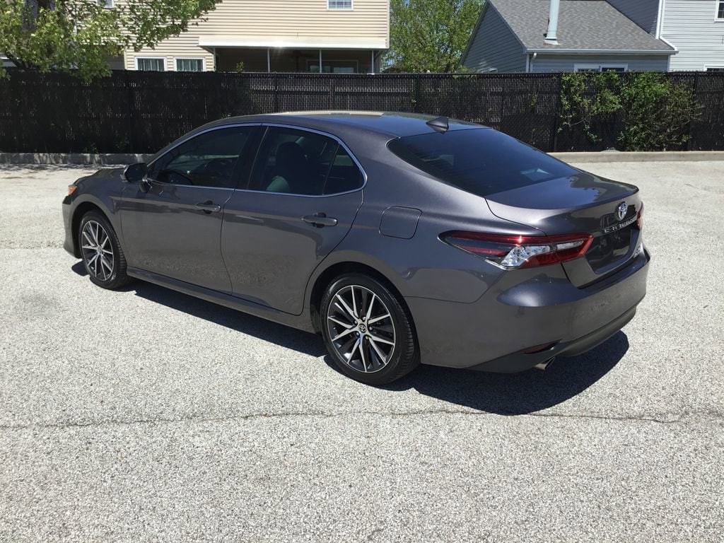 Used 2022 Toyota Camry Hybrid XLE Sedan
