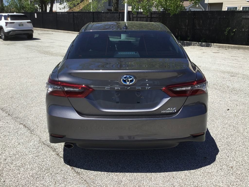 Used 2022 Toyota Camry Hybrid XLE Sedan