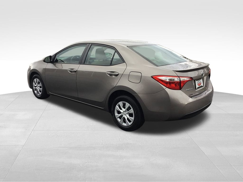 2015 Toyota Corolla LE Eco photo 3