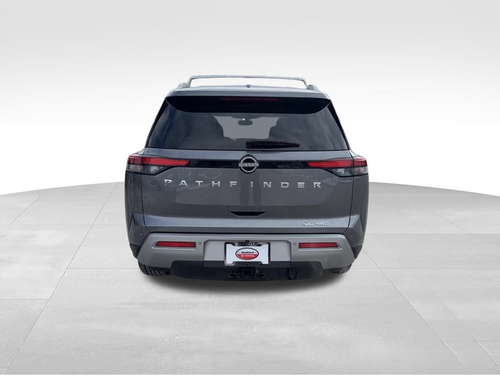 Used 2022 Nissan Pathfinder SL SUV