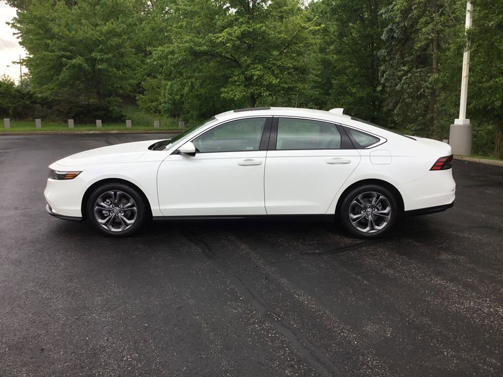 Used 2023 Honda Accord EX with VIN 1HGCY1F33PA027891 for sale in Bedford, OH