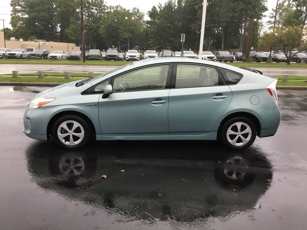 Used 2013 Toyota Prius Three with VIN JTDKN3DU7D5692369 for sale in Bedford, OH