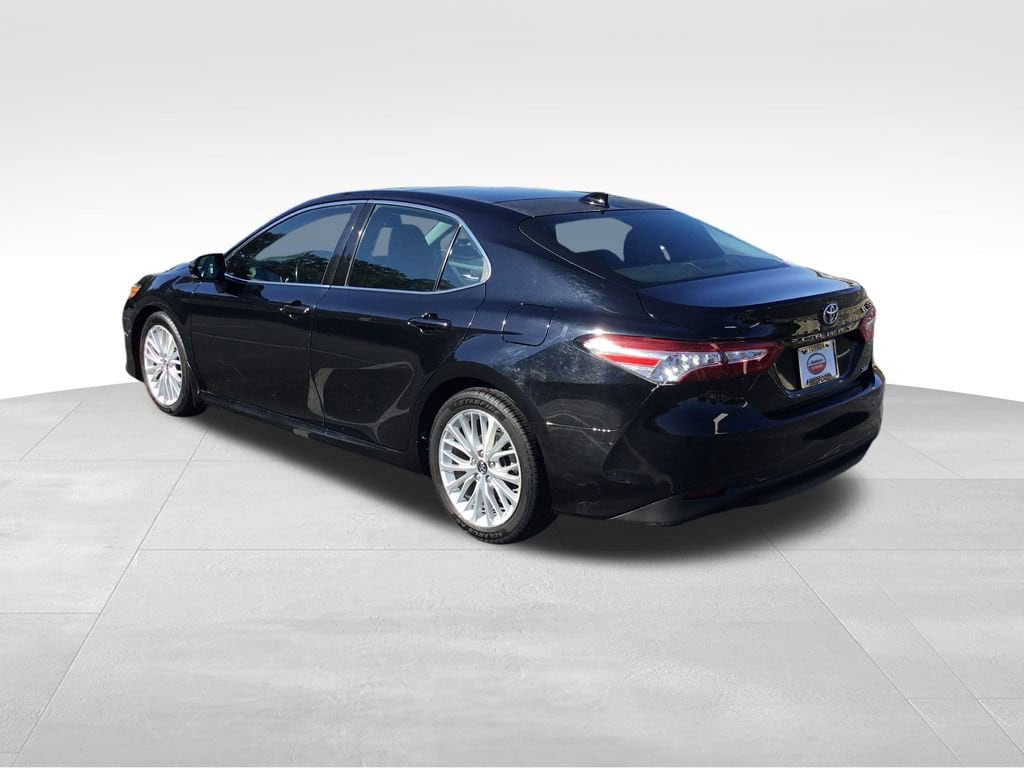Used 2019 Toyota Camry XLE Sedan