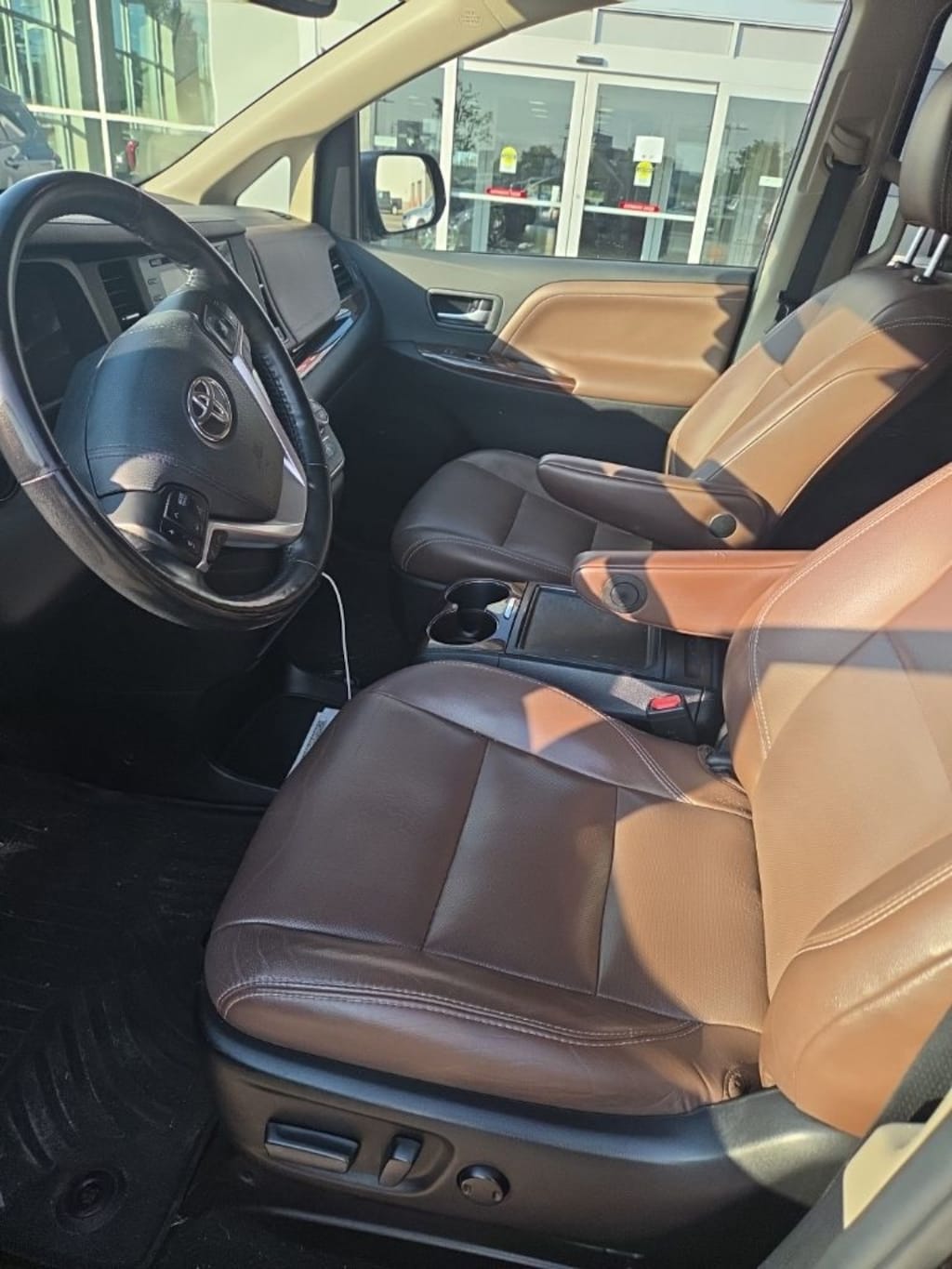 Used 2018 Toyota Sienna Limited Premium Van Passenger Van