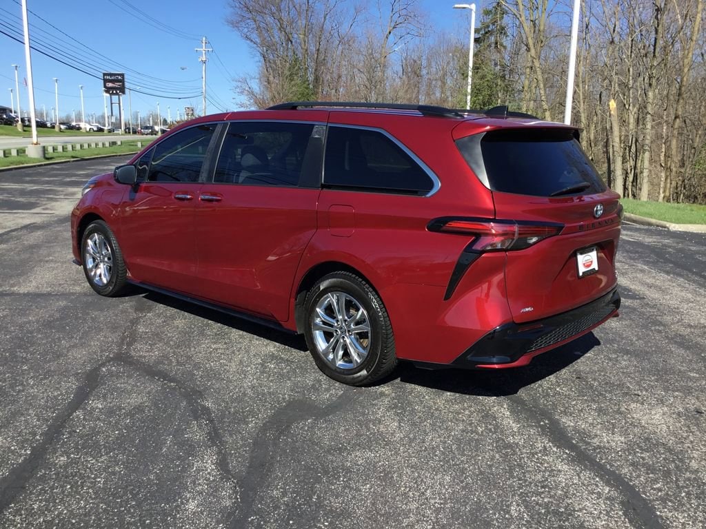 Used 2022 Toyota Sienna XSE Van Passenger Van