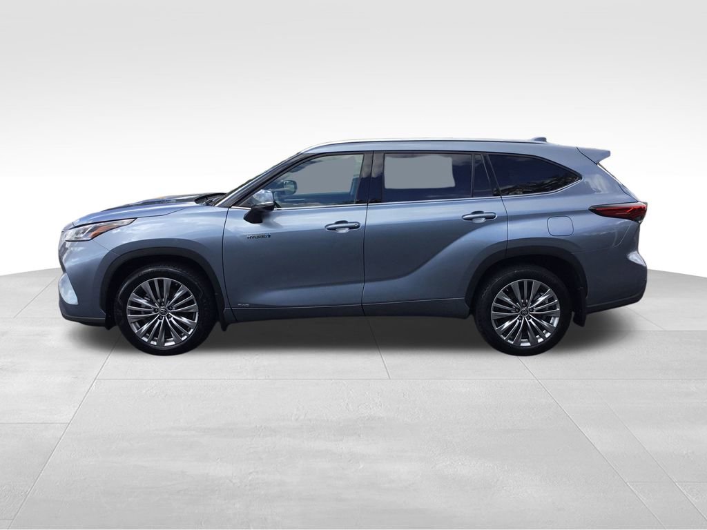 2021 Toyota Highlander Hybrid Platinum photo 2