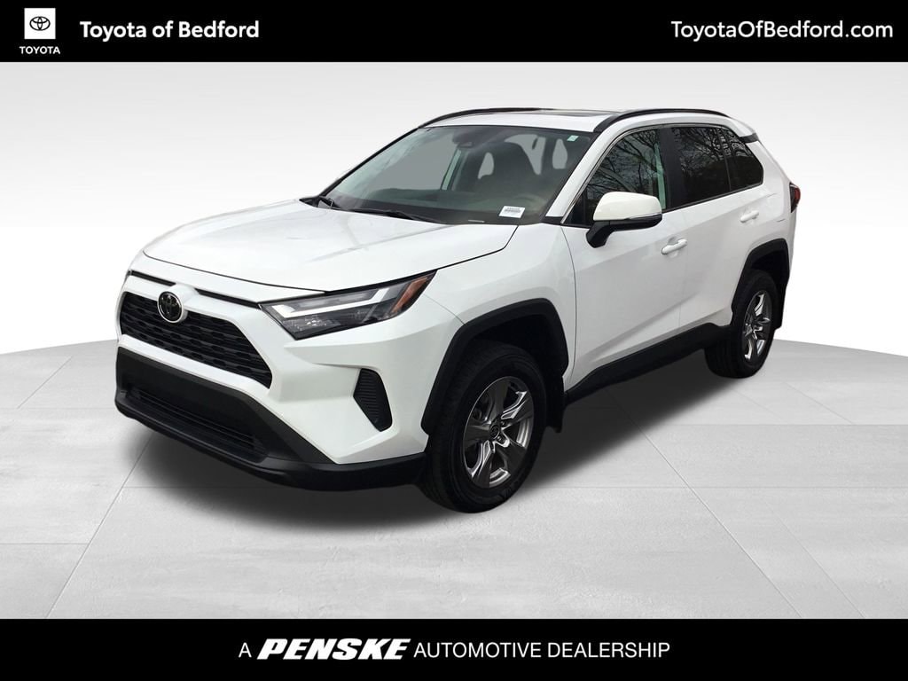 2023 Toyota RAV4 XLE's photo
