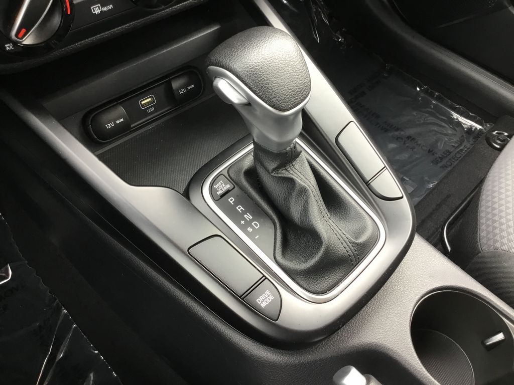 2023 Kia Soul LX - Photo 23
