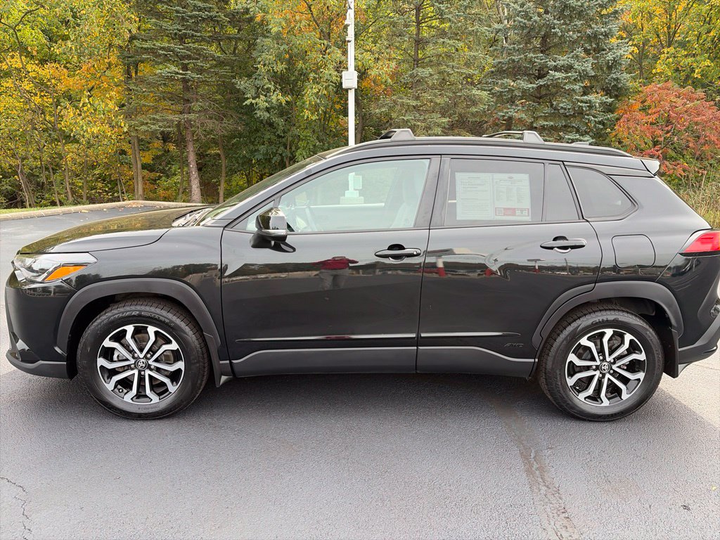 Used 2024 Toyota Corolla Cross Hybrid Hybrid SE SUV