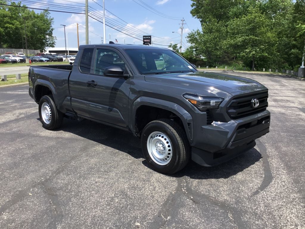 2025 Toyota Tacoma SR - Photo 7