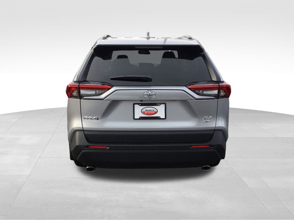 Used 2025 Toyota RAV4 XLE SUV