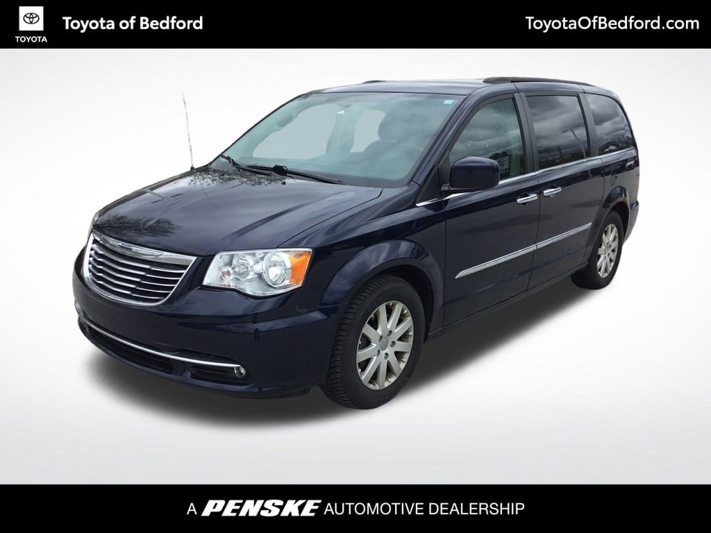 2016 Chrysler Town & Country Touring