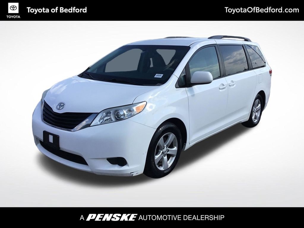 2013 Toyota Sienna Van 
