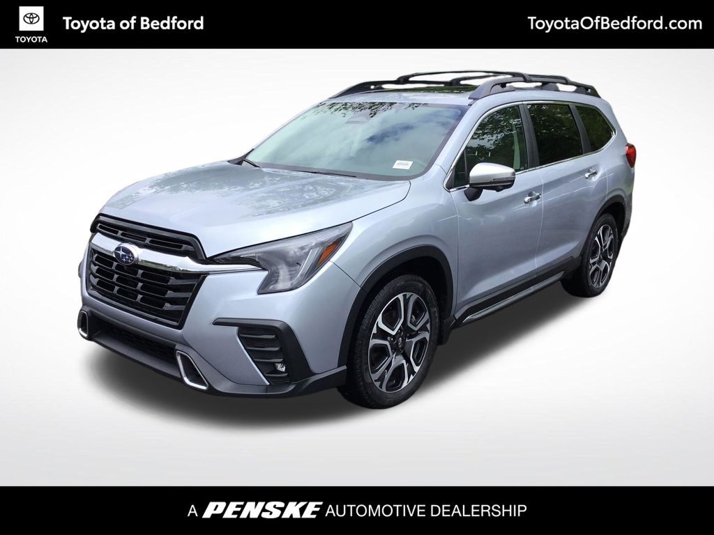 2023 Subaru Ascent Touring's photo