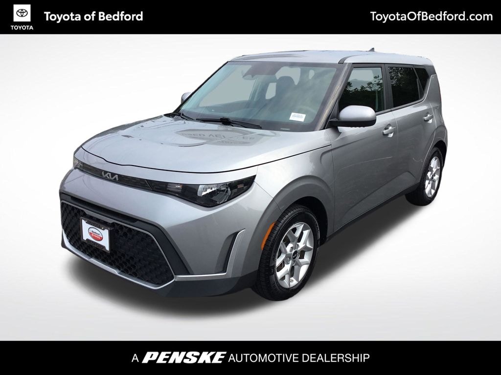 Used 2023 Kia Soul LX Hatchback