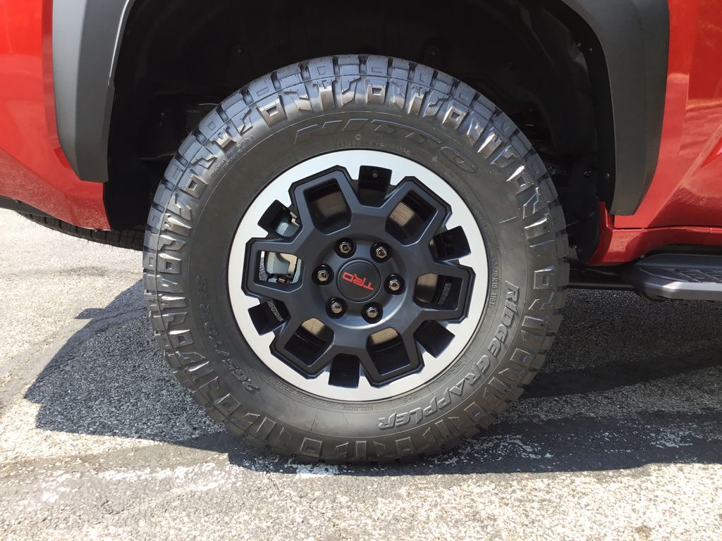 2026 Toyota 4Runner TRD Off-Road Premium - Photo 11