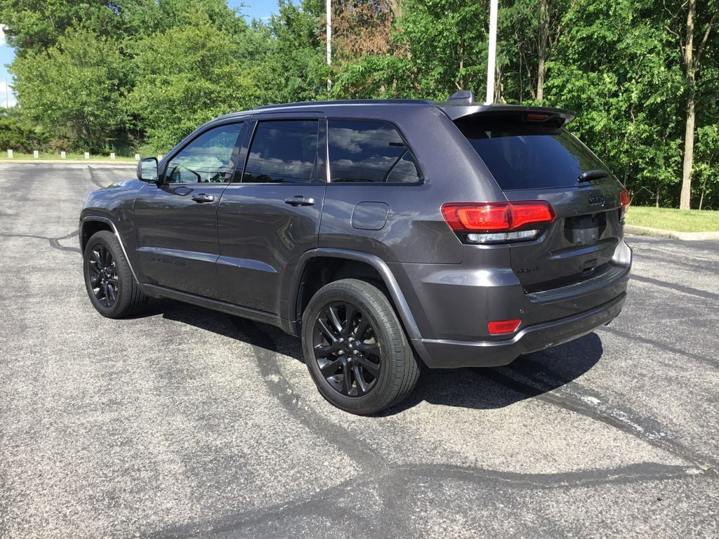 Used 2019 Jeep Grand Cherokee Altitude SUV