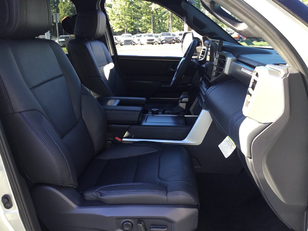 2026 Toyota Tundra Platinum - Photo 9