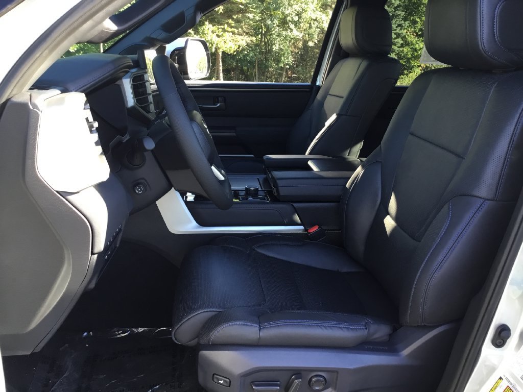 2026 Toyota Tundra Platinum - Photo 10