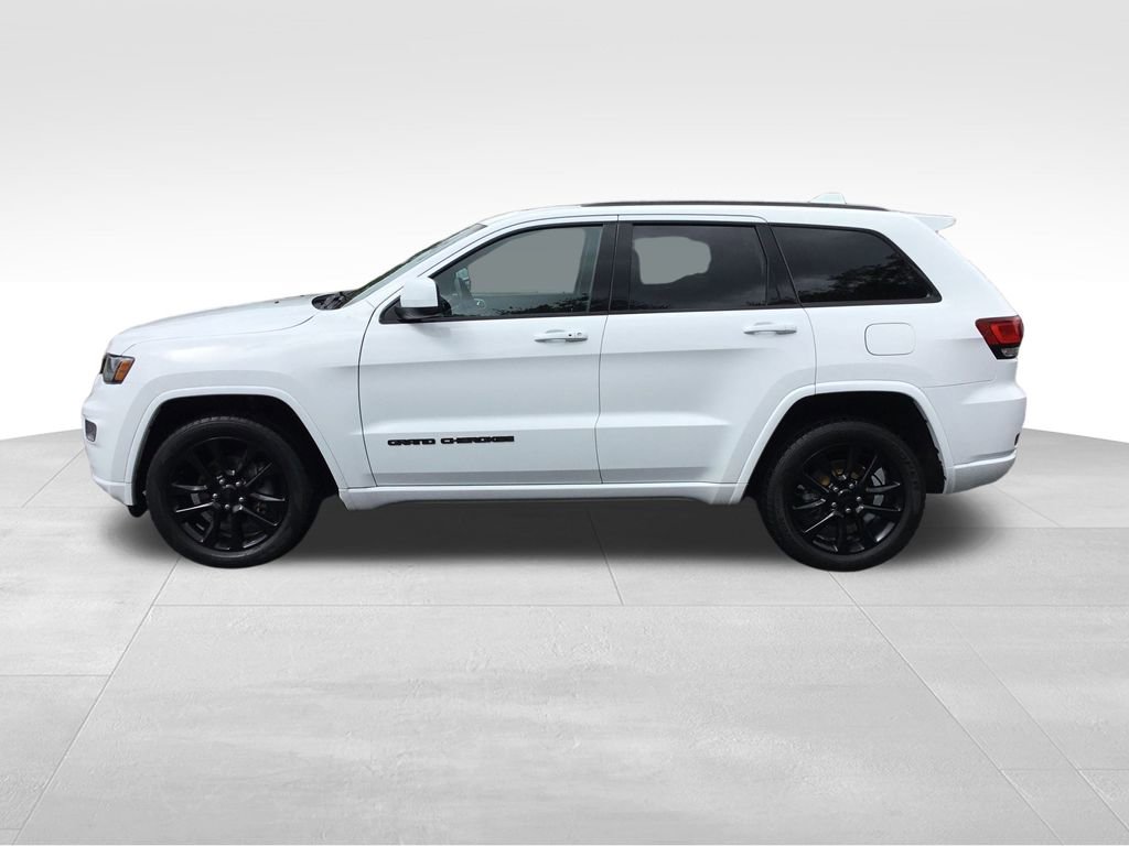 2019 Jeep Grand Cherokee Altitude photo 2