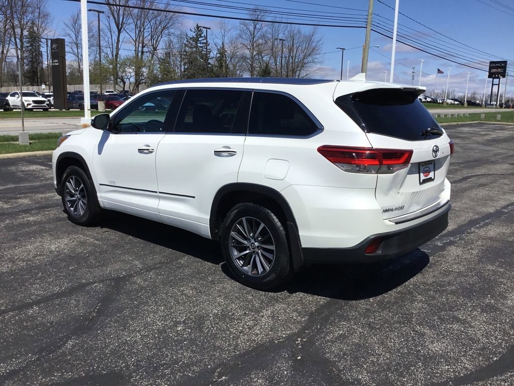 Used 2017 Toyota Highlander XLE SUV