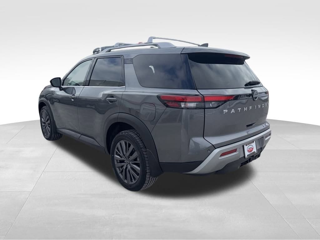 Used 2022 Nissan Pathfinder SL SUV