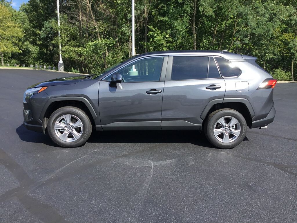 Used 2025 Toyota RAV4 XLE SUV