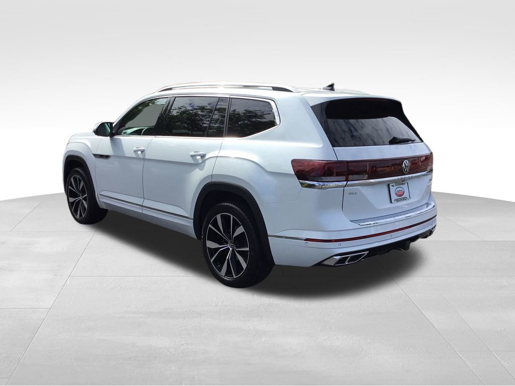 2024 Volkswagen Atlas SEL Premium R-Line photo 3