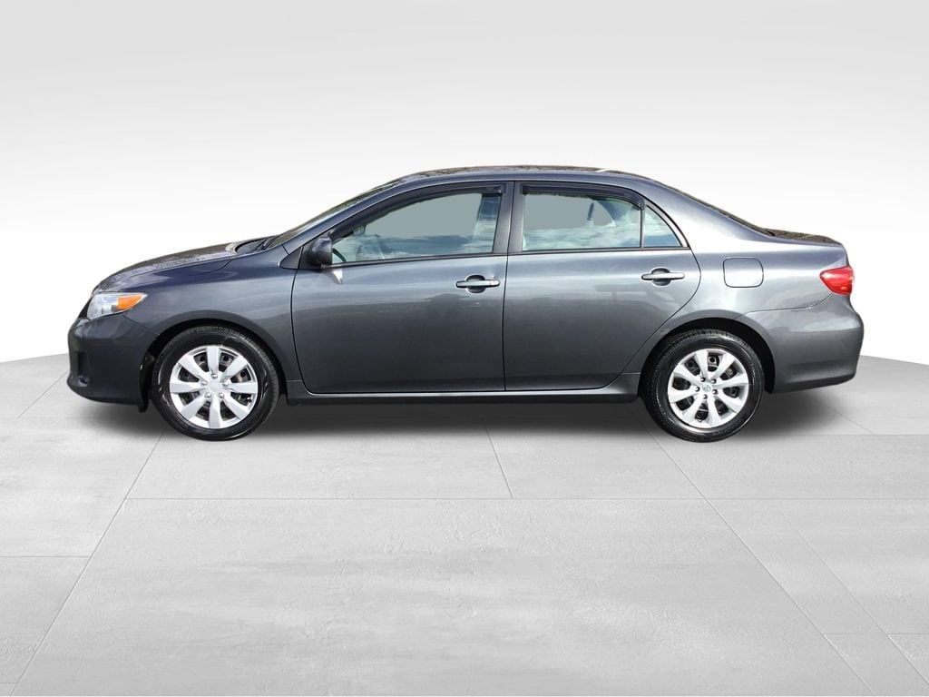 Used 2012 Toyota Corolla LE with VIN 2T1BU4EE1CC903373 for sale in Bedford, OH
