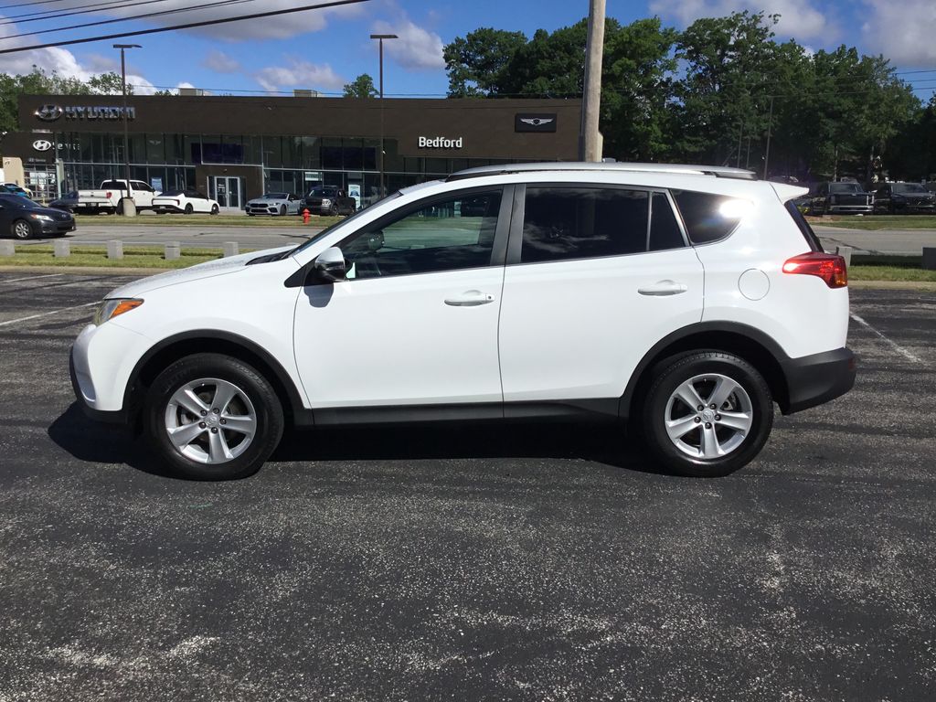 Used 2013 Toyota RAV4 XLE with VIN 2T3RFREV9DW078535 for sale in Bedford, OH