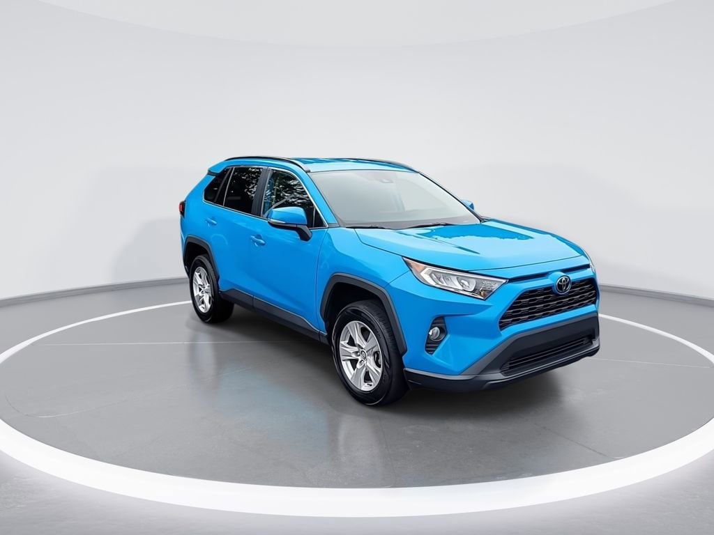 Used 2021 Toyota RAV4 XLE with VIN 2T3P1RFV3MW150611 for sale in Bedford, OH