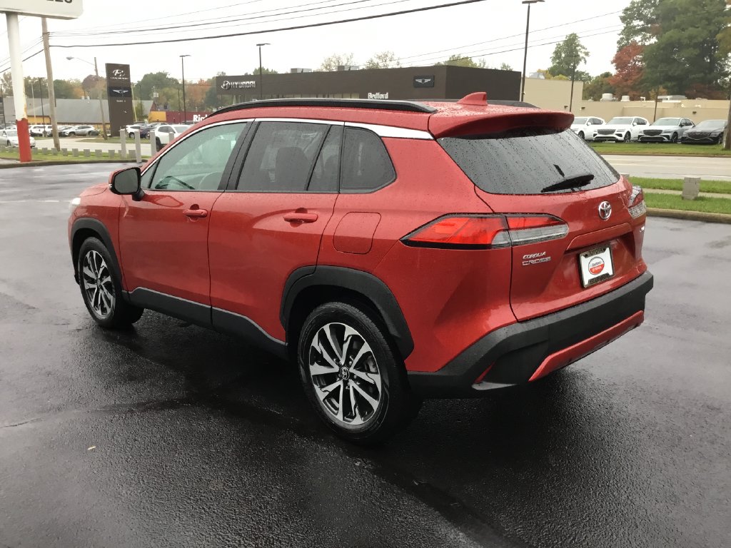 Used 2023 Toyota Corolla Cross XLE SUV