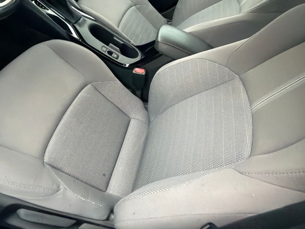 Used 2023 Toyota Corolla SE Sedan