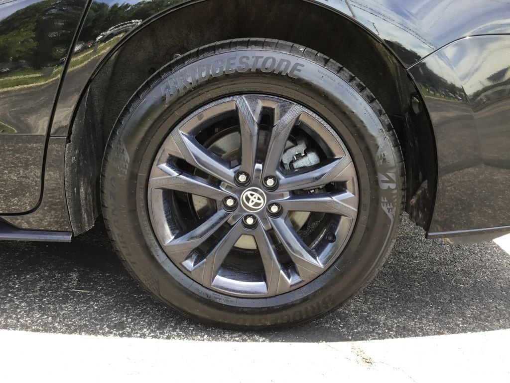 2025 Toyota Sienna XSE - Photo 10